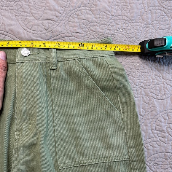 Cider Womens Green Wide Leg Cargo Jeans NWT Size Medium - Picture 3 of 11